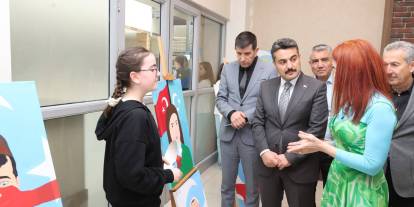 Sivas'ta öğrencilerden anlamlı mesaj! “Doğu Türkistan’ı Hatırla”