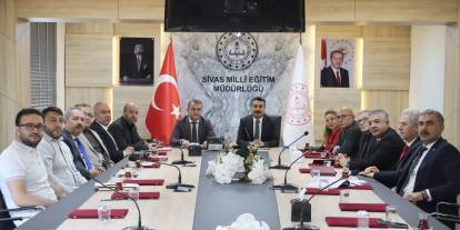Sivas’ta “Marifetli Gençlik” toplantısı: Mesleki eğitim masaya yatırıldı