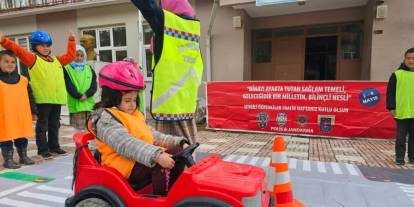 Zara’da minik öğrencilere trafik eğitimi