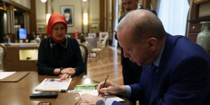 Cumhurbaşkanı Erdoğan, Türk Kızılaya kurban bağışında bulundu
