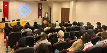 SCÜ’de “Kadın ve Toplum” programı düzenlendi