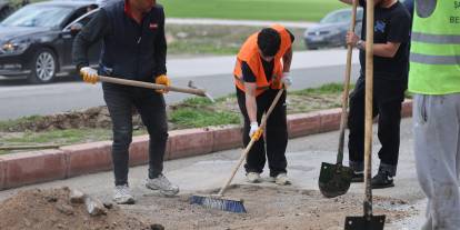 Şarkışla’da yol seferberliği başladı: Ekipler sahaya indi