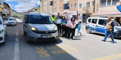 Ulaş'ta Karayolu Trafik Haftası çeşitli etkinliklerle kutlandı