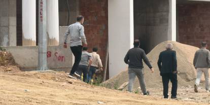 İnşaat işçileri arasında sopalı-yumruklu kavga; 5 yaralı