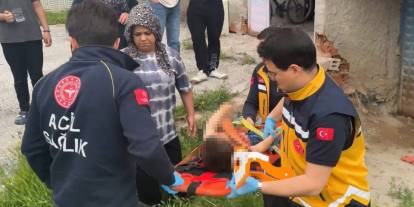 İki yaşındaki çocuk oynadığı 2. kattaki balkondan düştü