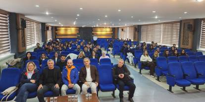 Finansal okuryazarlık konferansı yoğun ilgi gördü