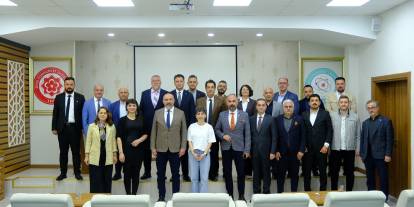 Üniversite-sanayi iş birliğinde nitelikli insan gücü zirvesi