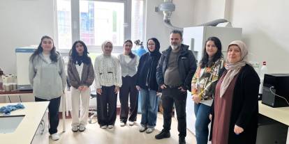 Gıda öğrencileri teknoloji laboratuvarını yerinde inceledi