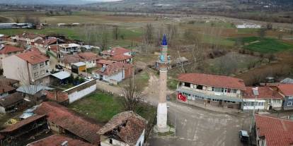 Camisiz minare, mahallenin sembolü oldu