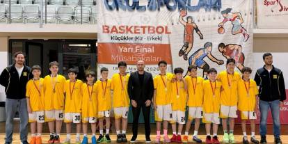 Sivas'ta 16 takım parkede finale koştu
