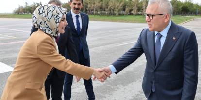 Aile ve Sosyal Hizmetler Bakanı Mahinur Özdemir Göktaş Sivas’ta