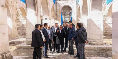 Sivas Ulu Camii'nde restorasyon humması: Abdullah Güler çalışmaları yerinde inceledi