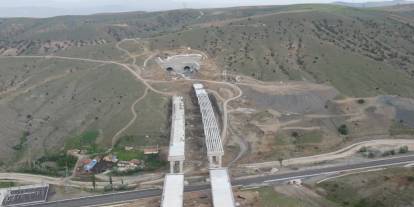 Sivas dahil 42 ili birbirine bağlayacak proje hız kazandı