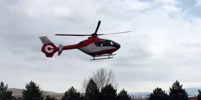 Sivas'tan havalanan ambulans helikopterle hastaneye yetişti