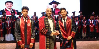 Geleceğin mühendisleri mezun oldu