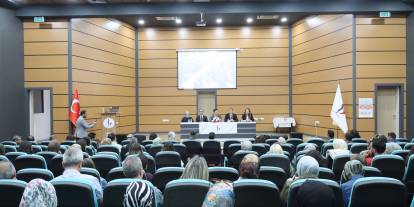 Sivas’ta rehber öğretmenlere yönelik kritik konferans: İhmal ve istismar süreçleri anlatıldı