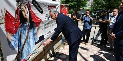 Terör saldırılarında şehit olan Aybüke öğretmen ve 2 asker için tören düzenlendi