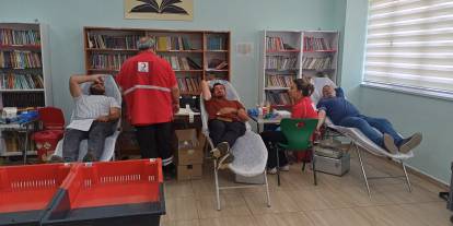 Sivas'ta veliler ve öğretmenler kan bağışı için seferber oldu