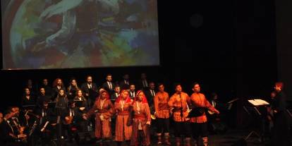 Sivas'ta Devlet THM Korosu ses sanatçıları konser verdi