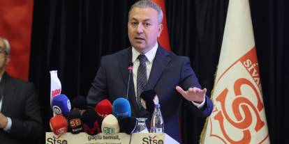 Adem Uzun: “Sivasspor için güçlü yönetim şart!”
