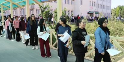 Sivas'ta YKS'nin ikinci oturumu AYT başladı