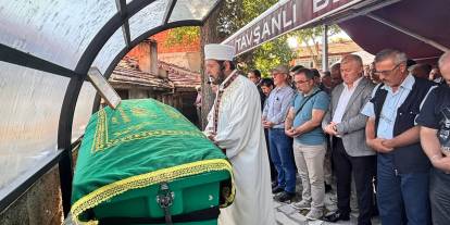 Sivas'ta nehir kenarında ölü bulunan genç tekniker Kütahya'da toprağa verildi