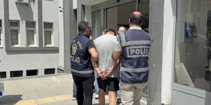 Yaşlı kadını "MİT görevlisiyim" diye dolandıran şüpheliler Sivas'ta kıskıvrak yakalandı