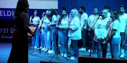 Sivas'ta konservatuvarın ilk mezunları diplomalarını aldı