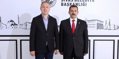 Mesele makam değil, Sivas’a hizmet etmektir
