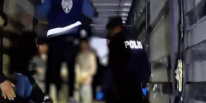 Sivas'ta tır dorselerinden kaçak göçmen çıktı