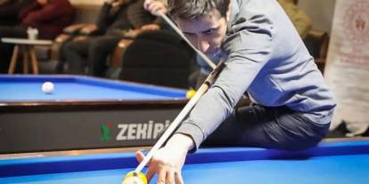 Bilardo şampiyonluğu Sivas’a geldi