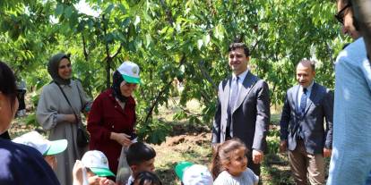 Sivas'ta okul bahçesinden bereket fışkırdı