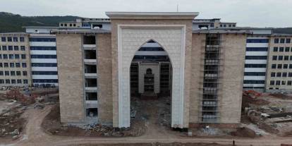 15 milyarlık yeni Cumhuriyet Üniversitesi Hastanesi'nde sona gelindi!