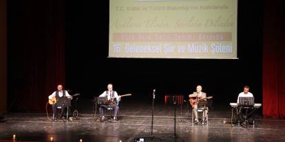 Sefil Selimi, Sivas’ta türküleriyle anıldı
