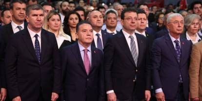 Muhittin Böcek’ten Ekrem İmamoğlu ve Özgür Özel hakkında şok iddialar!