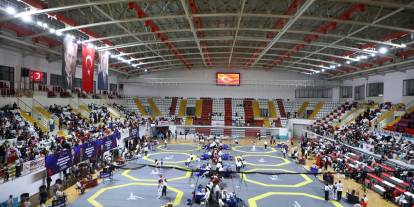 Sivas’ta spor dolu yaz: GSB spor okulları ve dev şampiyonaya görkemli açılış