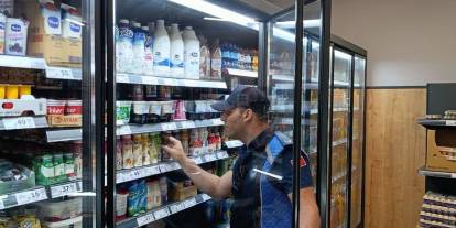 Şarkışla'da marketlere sıkı markaj