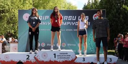 Sivaslı atletlerden çifte gurur!