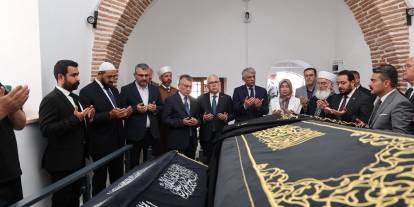 Şems-i Sivasî'nin sanduka örtüsü 8 aylık çalışmayla yenilendi