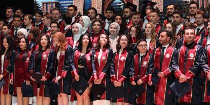 Sivas’ta 225 genç doktor mesleğe ilk adımını attı