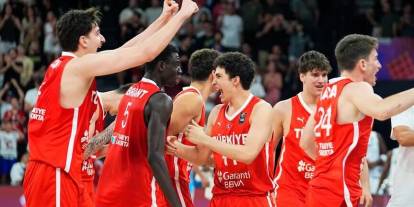 17 Yaş Altı Milli Basketbol Takımı, Dünya Kupası'nda yarı finale yükseldi
