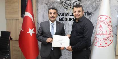 Sivaslı eğitimcilere Bakanlıktan teşekkür