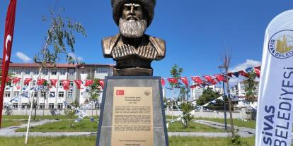 Sivas’ta Kafkas rüzgârı: Başkan Adem Uzun’a Dağıstan’dan "Şeyh Şamil Onur Nişanı"