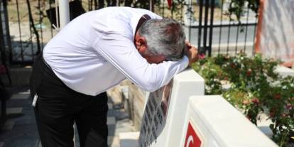 "Allah bizi vatansız, yurtsuz bırakmasın"