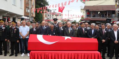 Şehit uzman çavuş son yolculuğuna uğurlandı