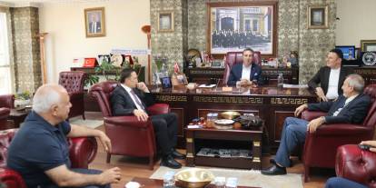 Selçuk Geçer ve parti kurmayları SESOB’u ziyaret etti!