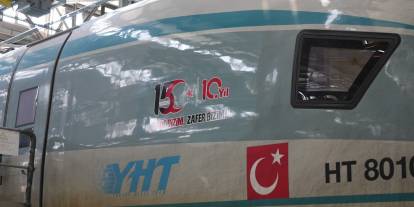 Sivas'ta 15 Temmuz logolu YHT'ler raylara çıkıyor