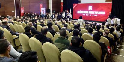 Sivasspor’da tarihi seçim!