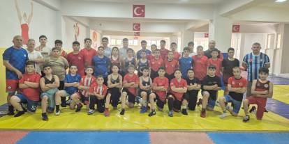 30 sporcu ile büyük hedef