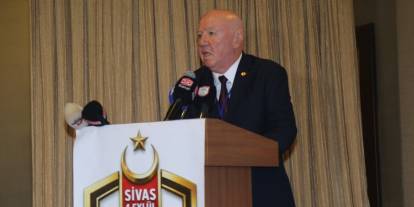 Kolaylı'dan Sivas'ta basın meslek yasası açıklaması